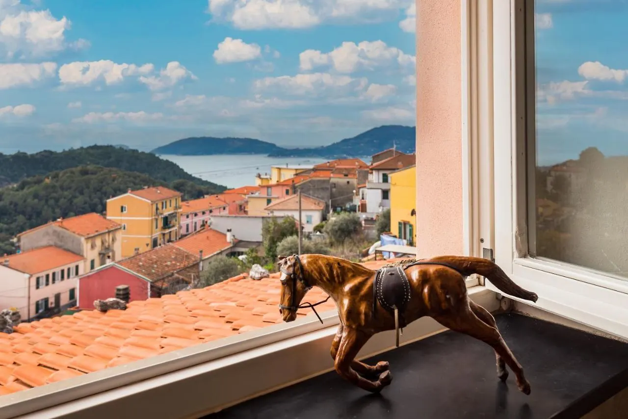 Casa Monella Holiday home San Terenzo Italy