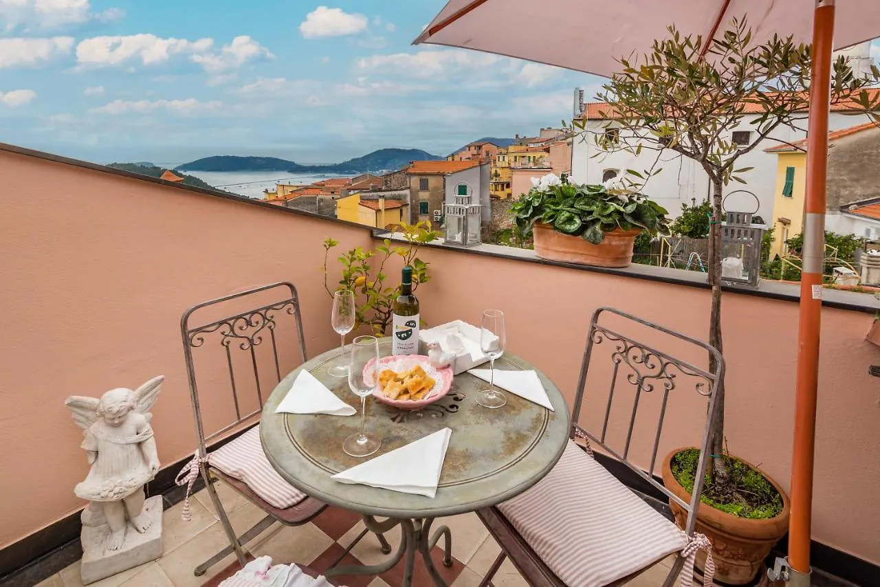 Casa Monella Holiday home San Terenzo  La Spezia
