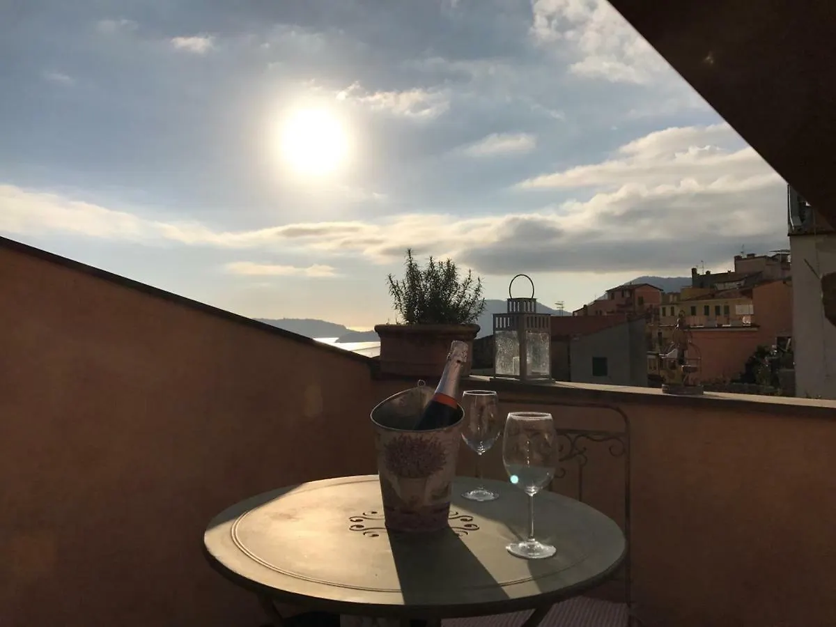 Casa Monella Holiday home San Terenzo 0*, La Spezia